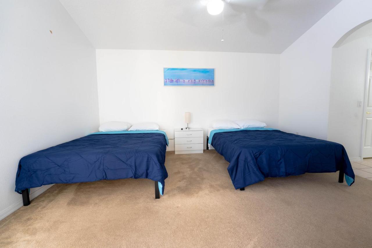 Family With Private Pool Area & Game * Davenport